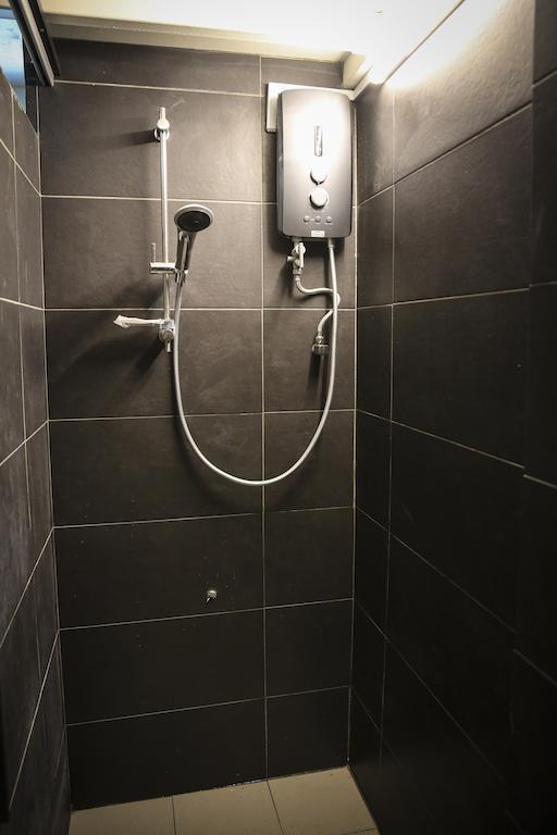 Hostel Bb Bunkers Santubong Pokoj fotografie